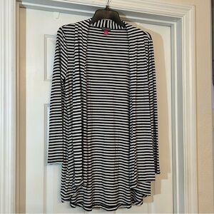 Vince Camuto Black and White Striped Open Front Cardigan Size M